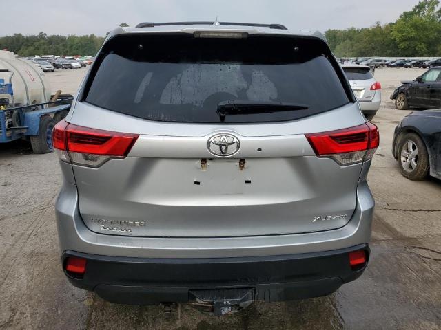 Снимка 6 от търг – 2017 TOYOTA HIGHLANDER с VIN 5TDJZRFH1HS387209