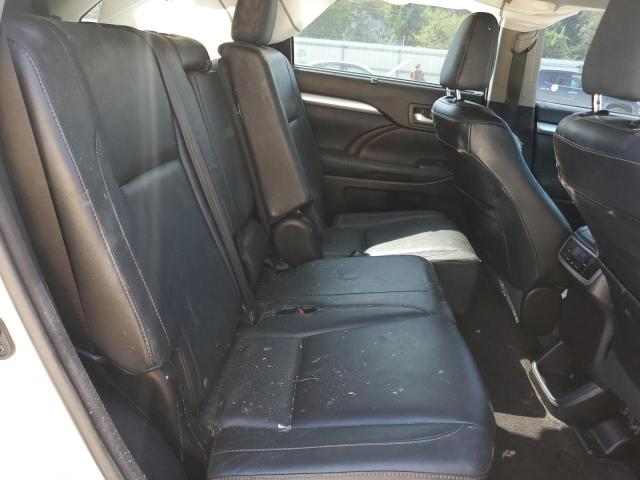 Photo 11 from auction – 2015 TOYOTA HIGHLANDER with VIN 5TDKKRFH8FS063289
