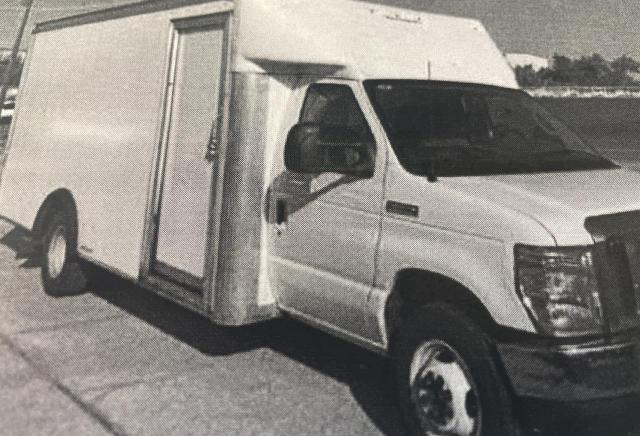 Photo 10 from auction – 2023 FORD ECONOLINE with VIN 1FDWE3FK5PDD10343