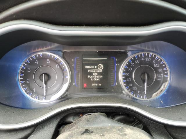 Photo 9 from auction – 2016 CHRYSLER 200 LIMITE with VIN 1C3CCCAB5GN127947