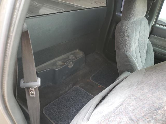 Photo 10 from auction – 2001 GMC SONOMA with VIN 1GTCS195218144051