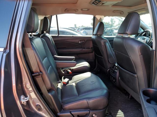 Photo 11 from auction – 2017 HONDA PILOT ELIT with VIN 5FNYF6H05HB068400