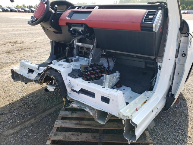 Photo 11 from auction – 2017 LAND ROVER RANGE ROVE with VIN SALWV2FV8HA124915