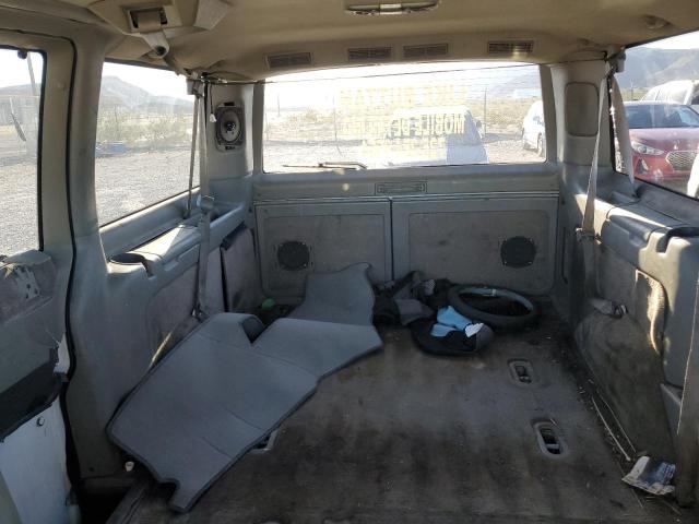 Photo 10 from auction – 2000 CHEVROLET ASTRO with VIN 1GNDM19W7YB116922