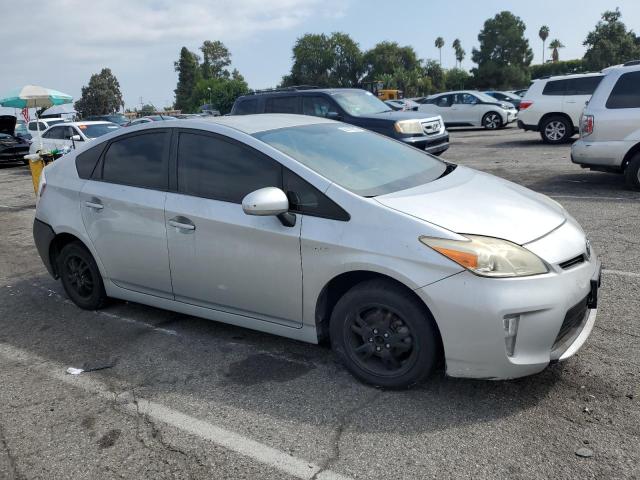 Photo 4 from auction – 2014 TOYOTA PRIUS with VIN JTDKN3DU5E1766204