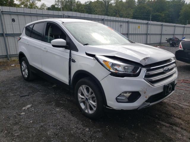 Photo 4 from auction – 2017 FORD ESCAPE SE with VIN 1FMCU9G9XHUC89396