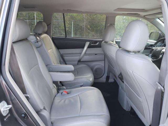 Photo 10 from auction – 2013 TOYOTA HIGHLANDER with VIN 5TDBK3EH3DS205589