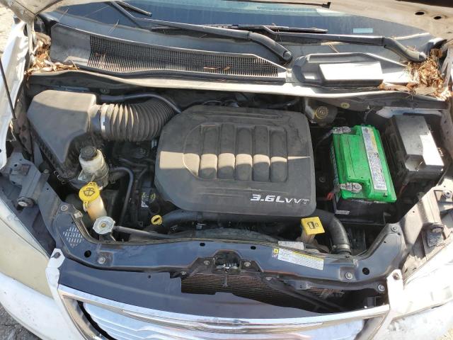 Photo 12 from auction – 2013 CHRYSLER TOWN & COU with VIN 2C4RC1BG1DR675043