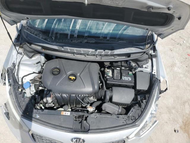 Photo 11 from auction – 2016 KIA FORTE LX with VIN KNAFK4A61G5585616