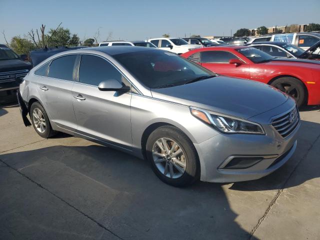 Photo 4 from auction – 2016 HYUNDAI SONATA SE with VIN 5NPE24AF7GH363029