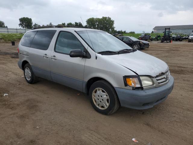 Photo 4 from auction – 2002 TOYOTA SIENNA CE with VIN 4T3ZF19C12U499317