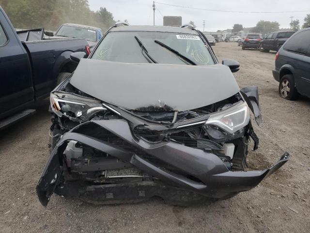 Photo 5 from auction – 2016 TOYOTA RAV4 XLE with VIN JTMRFREVXGJ100951