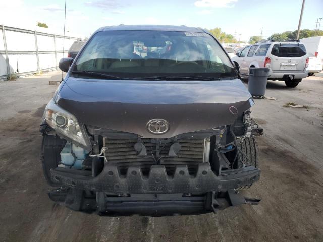 Photo 5 from auction – 2013 TOYOTA SIENNA XLE with VIN 5TDYK3DC1DS333393