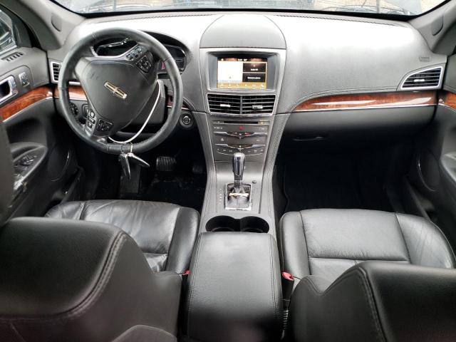 Photo 8 from auction – 2019 LINCOLN MKT with VIN 2LMHJ5NK1KBL00980