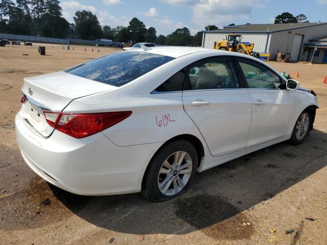Photo 3 from auction – 2011 HYUNDAI SONATA GLS with VIN 5NPEB4AC7BH030652