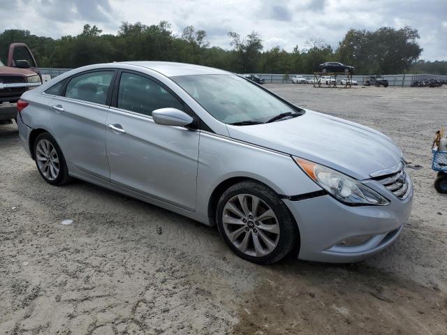 Photo 4 from auction – 2013 HYUNDAI SONATA SE with VIN 5NPEC4ACXDH520793