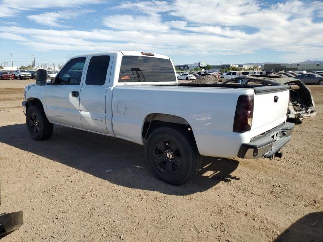 Photo 2 from auction – 2004 CHEVROLET SILVERADO with VIN 2GCEC19V041379514