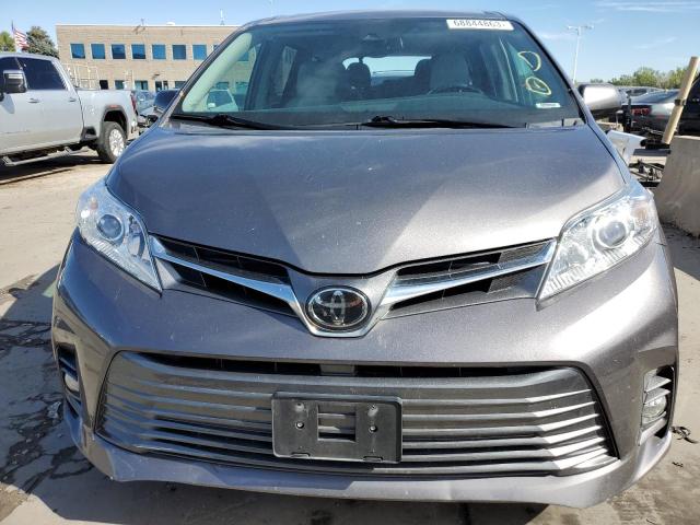 Photo 5 from auction – 2018 TOYOTA SIENNA XLE with VIN 5TDDZ3DC7JS206508