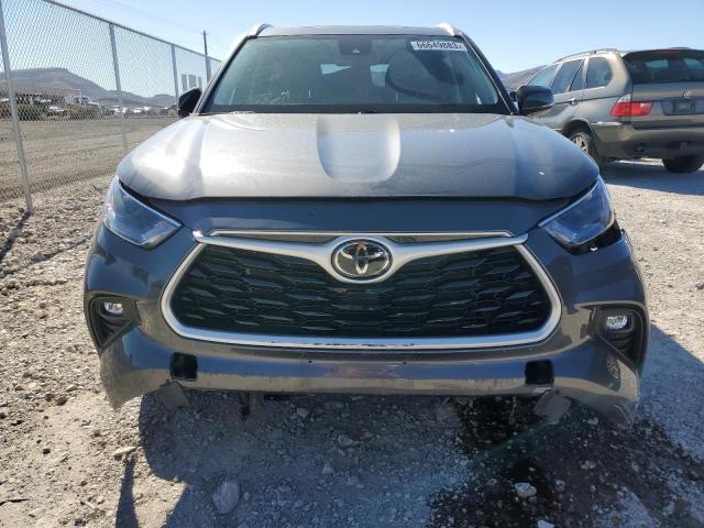 Photo 5 from auction – 2022 TOYOTA HIGHLANDER with VIN 5TDGZRAH4NS552148