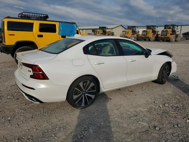 Photo 3 from auction – 2022 VOLVO S60 B5 MOM with VIN 7JRL12TZ7NG188189