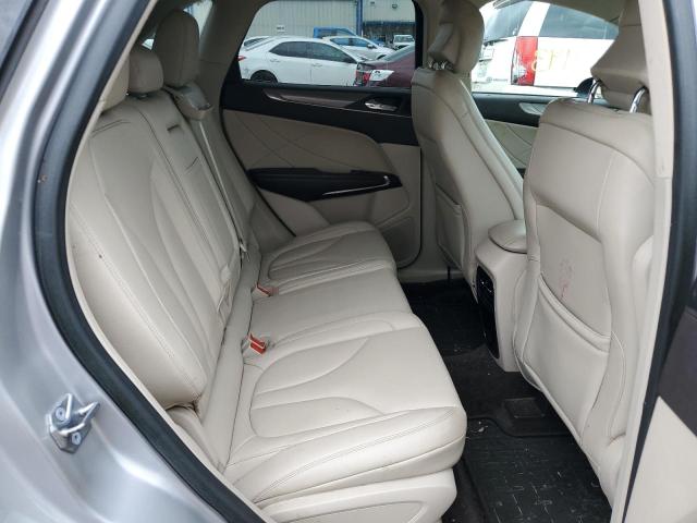 Photo 11 from auction – 2017 LINCOLN MKC PREMIE with VIN 5LMCJ1C91HUL57212
