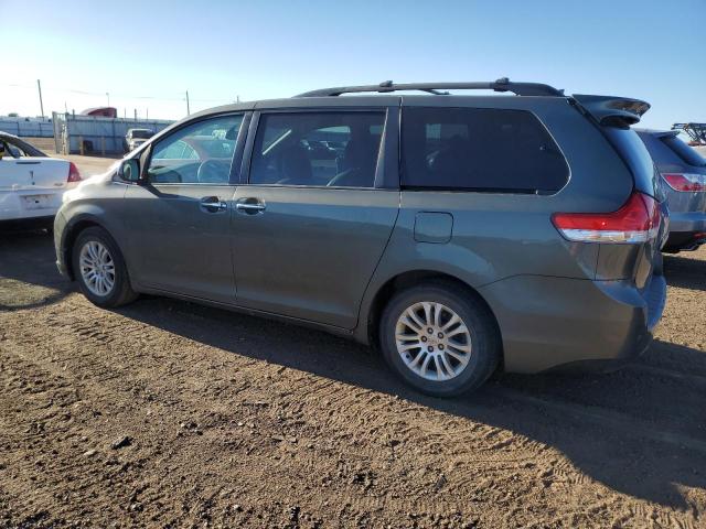 Photo 2 from auction – 2011 TOYOTA SIENNA XLE with VIN 5TDYK3DC8BS007040