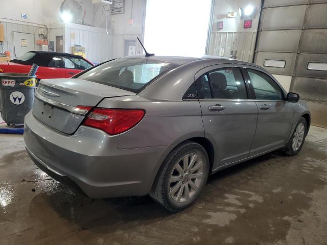 Photo 3 from auction – 2013 CHRYSLER 200 TOURIN with VIN 1C3CCBBG1DN528301