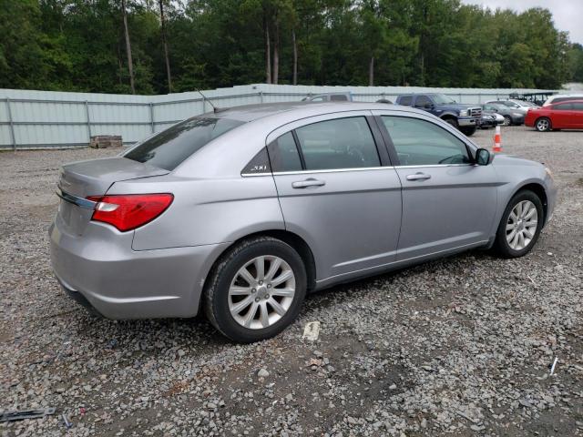 Photo 3 from auction – 2013 CHRYSLER 200 TOURIN with VIN 1C3CCBBB0DN736805