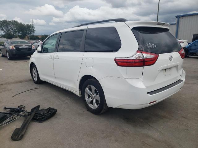 Photo 2 from auction – 2017 TOYOTA SIENNA LE with VIN 5TDKZ3DC5HS774922