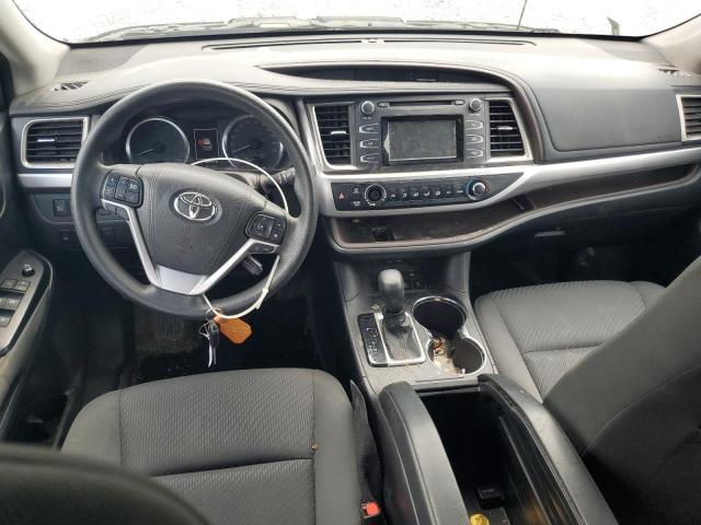 Photo 8 from auction – 2017 TOYOTA HIGHLANDER with VIN 5TDBZRFH9HS366208