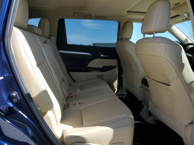 Photo 11 from auction – 2016 TOYOTA HIGHLANDER with VIN 5TDKKRFH7GS158458