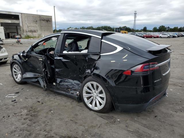 Photo 2 from auction – 2017 TESLA MODEL X with VIN 5YJXCDE26HF069523