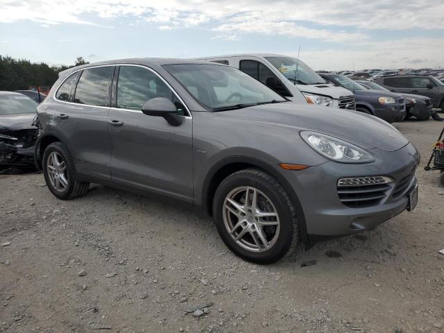 Photo 4 from auction – 2013 PORSCHE CAYENNE with VIN WP1AF2A26DLA41427