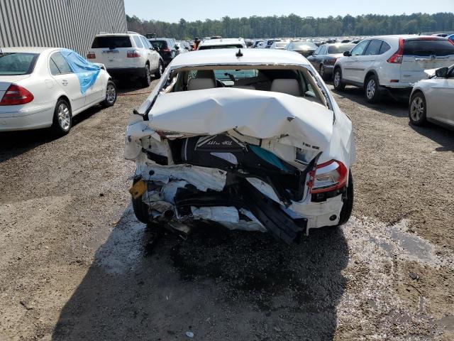 Photo 6 from auction – 2015 VOLKSWAGEN PASSAT SE with VIN 1VWBS7A35FC022407