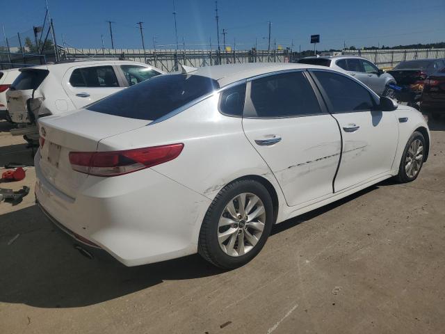 Photo 3 from auction – 2016 KIA OPTIMA LX with VIN 5XXGT4L33GG036759