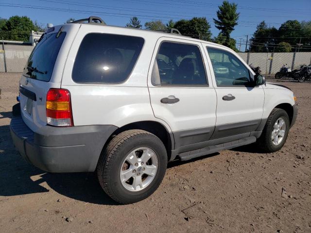 Photo 3 from auction – 2005 FORD ESCAPE XLT with VIN 1FMCU93195KB34197