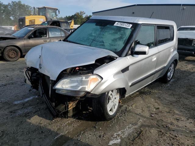 KIA SOUL + 2010 with VIN KNDJT2A23A7102313 - Photo from auction