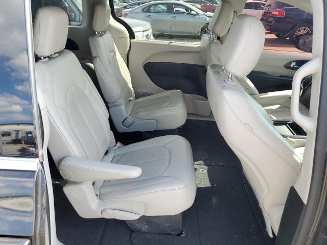 Photo 11 from auction – 2018 CHRYSLER PACIFICA T with VIN 2C4RC1BG4JR340449