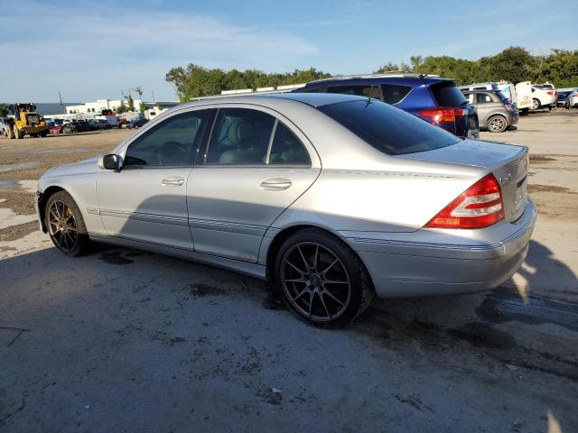 Photo 2 from auction – 2003 MERCEDES-BENZ C 320 with VIN WDBRF64J23F310033