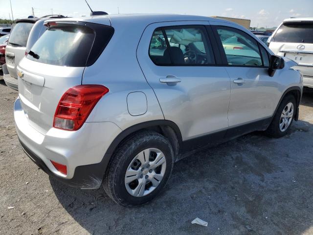 Photo 3 from auction – 2017 CHEVROLET TRAX LS with VIN KL7CJKSB1HB168330