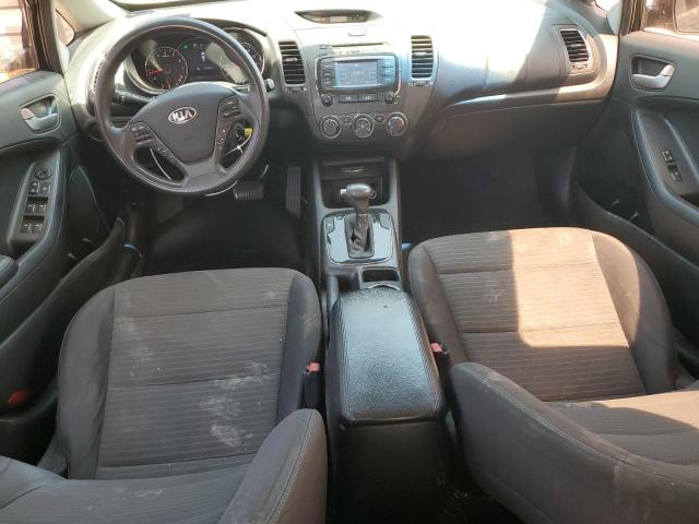 Photo 8 from auction – 2017 KIA FORTE LX with VIN 3KPFL4A70HE133476