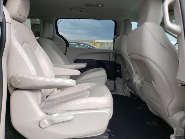 Photo 11 from auction – 2018 CHRYSLER PACIFICA H with VIN 2C4RC1L71JR124847