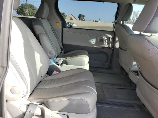 Photo 11 from auction – 2014 TOYOTA SIENNA XLE with VIN 5TDYK3DC6ES505578