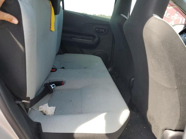 Photo 10 from auction – 2018 TOYOTA PRIUS C with VIN JTDKDTB36J1608607