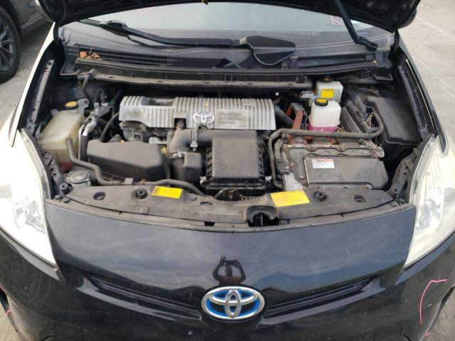 Photo 11 from auction – 2014 TOYOTA PRIUS with VIN JTDKN3DU5E1766493