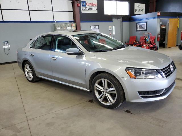 Photo 4 from auction – 2014 VOLKSWAGEN PASSAT SE with VIN 1VWBT7A34EC094064