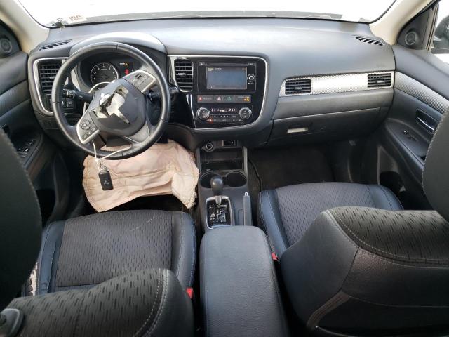 Photo 8 from auction – 2015 MITSUBISHI OUTLANDER with VIN JA4AZ3A30FZ007436