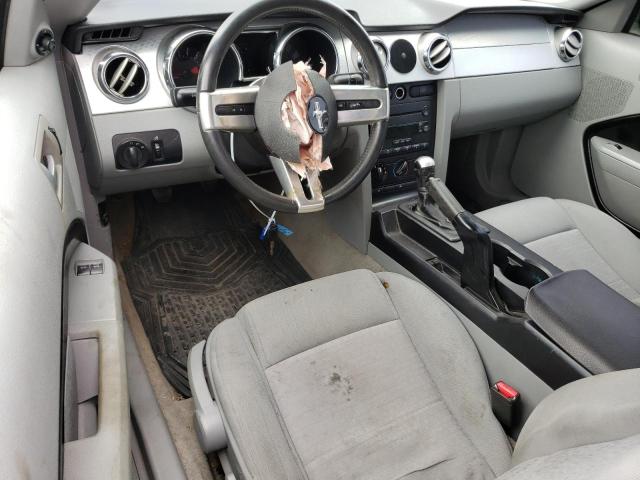 Photo 8 from auction – 2005 FORD MUSTANG with VIN 1ZVFT80N255231730