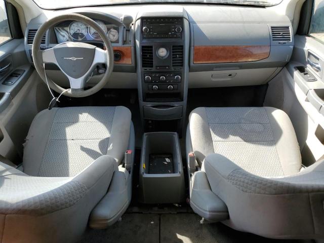 Photo 8 from auction – 2008 CHRYSLER TOWN & COU with VIN 2A8HR44H98R137948