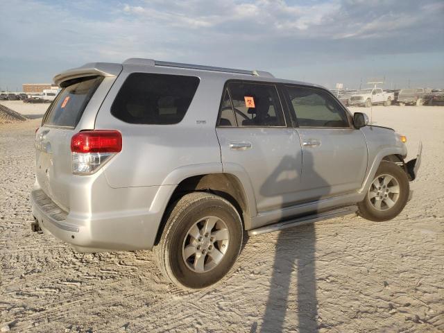 Снимка 3 от търг – 2012 TOYOTA 4RUNNER SR с VIN JTEZU5JR9C5037752